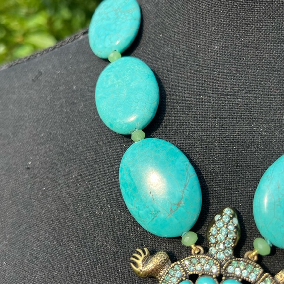 Heidi Daus Sparkling Latge Turquoise Turtle Necklace - Picture 15 of 16